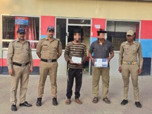 हरिद्वार पुलिस की जारी संघन  चैकिगं अभियान के दौरान दो आरोपी आये हिरासत में