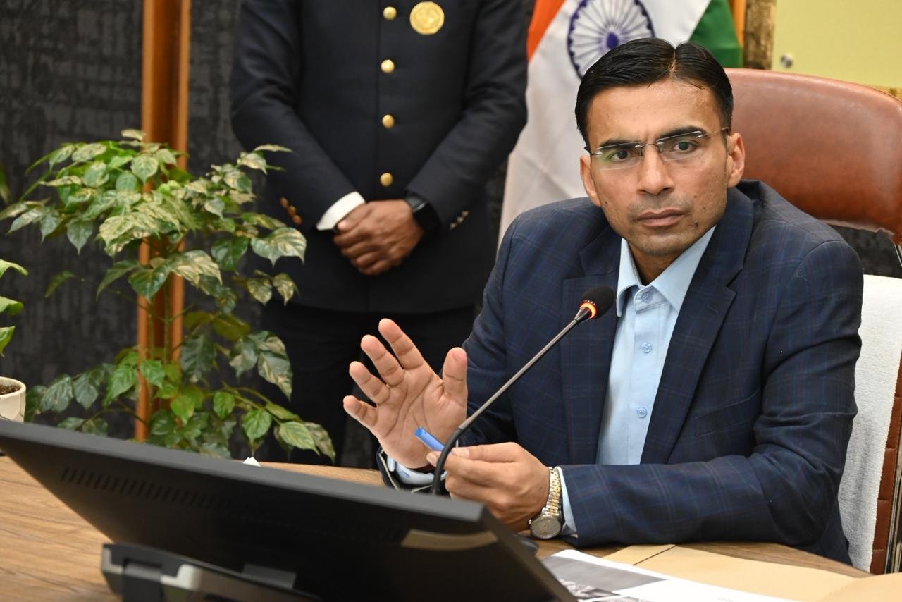 आशारोड़ी-झाझरा व रिस्पना-विंदाल एलिवेटेड कॉरीडोरः जिला प्रशासन ने तेज की कार्रवाई,