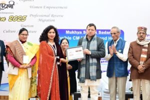 सीएम ने उत्तरायणी संस्था द्वारा आयोजित Manthon-2025: 5th National Leader’s Summit (Women’s Special) कार्यक्रम मे प्रतिभाग किया