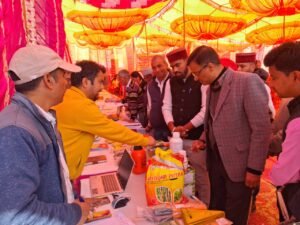 मुख्यमंत्री पुष्कर सिंह धामी के निर्देश पर 45 दिन तक चला अभियान, 5 लाख से अधिक लोगों तक पहुंचा ‘जन-जन की सरकार, जन-जन के द्वार’ अभियान