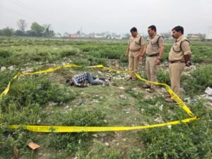 पिस्टल से कनपटी पर गोली मारकर की आत्महत्या