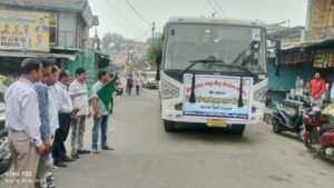 मातृ-पितृ तीर्थाटन योजना के तहत गजा क्षेत्र से 31 बुजुर्ग श्री जागेश्वर धाम की तीर्थ यात्रा पर रवाना