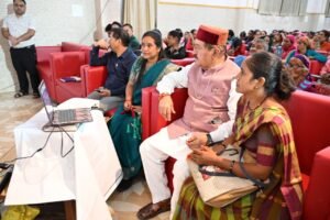 मुख्यमंत्री सशक्त बहना उत्सव योजना के तहत स्वयं सहायता समूहों के स्टॉलों का शुभारंभ