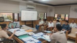 कुंभ की तैयारियों में समयबद्धता और गुणवत्ता पर मेला प्रशासन की कड़ी नजर