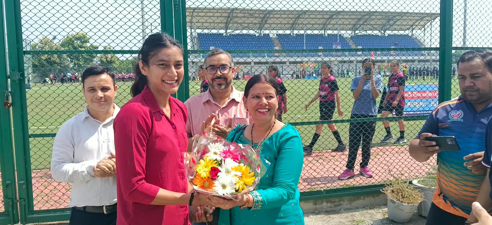 मुख्यमंत्री ट्रॉफी राज्य स्तरीय हॉकी प्रतियोगिता का रोशनाबाद में शुभारंभ