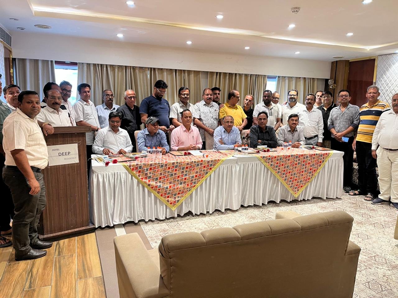 त्योहारी सीजन से पहले खाद्य सुरक्षा मानकों के प्रति व्यापारियों को किया जागरूक