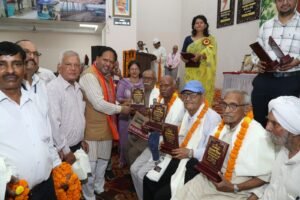 सेवा संकल्प अभियान एवं अंतरराष्ट्रीय वृद्धजन दिवस पर भव्य समारोह,वरिष्ठ नागरिकों के सम्मान में मेयर ने की कई बड़ी घोषणाएं